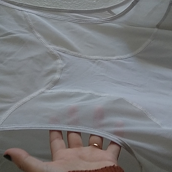 Lululemon - Picture 4 of 4